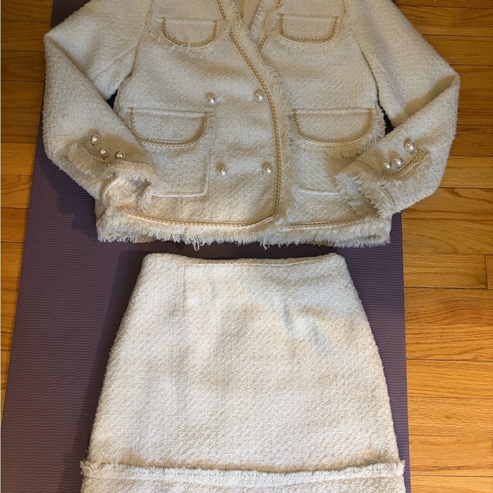 Womens Cream Tweed Jacket & Skirt Set with Pearl Buttons